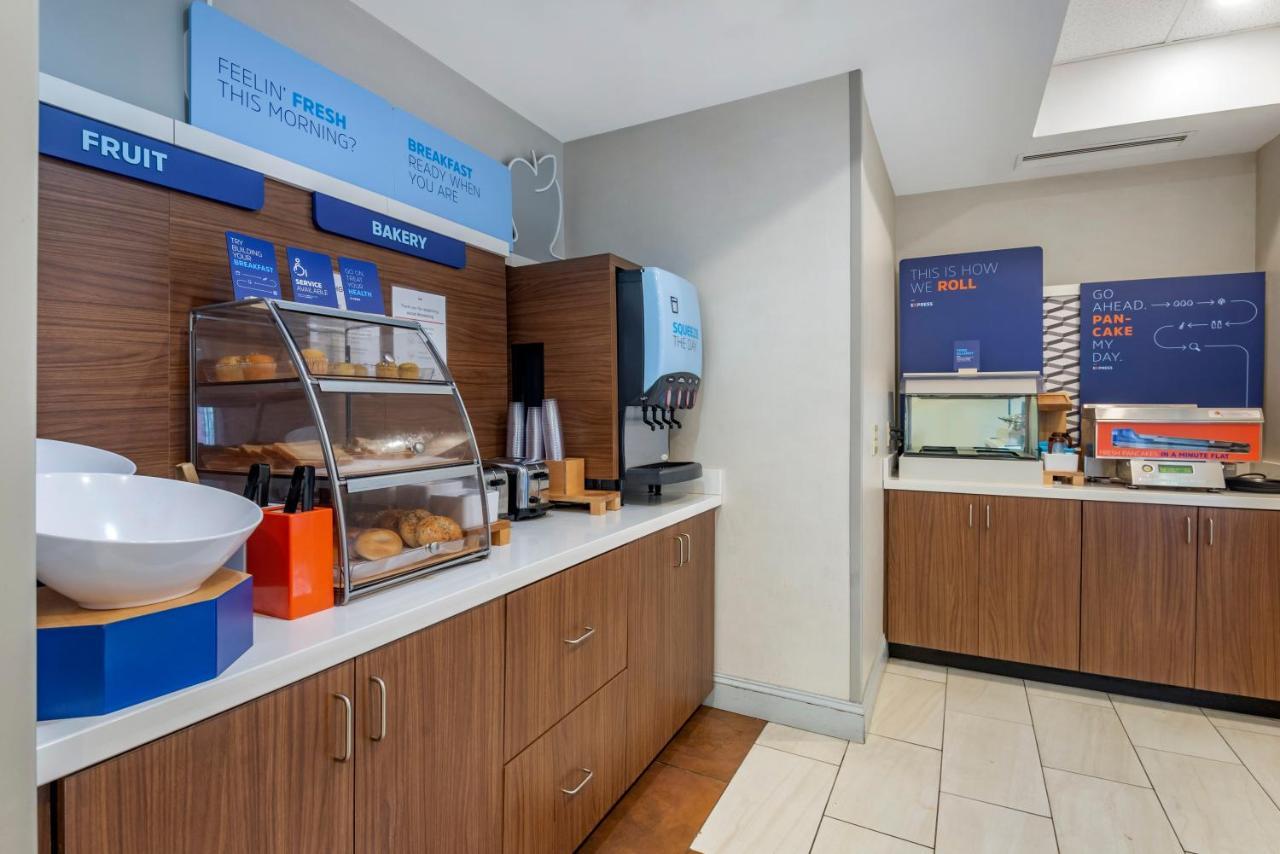 Holiday Inn Express Charlotte West - Gastonia By Ihg Exterior foto